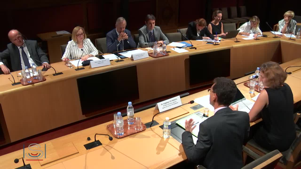 Audition de M. Stéphane Le Moing, président directeur général, de l’Agence de services et de paiement, et de Mme Valérie Isabelle, directrice du développement rural et de la pêche