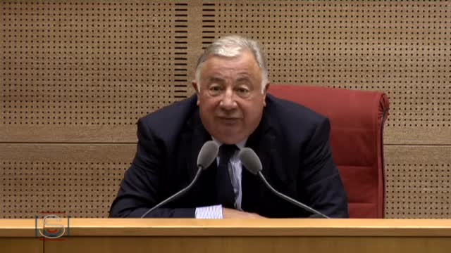Séance de questions/réponses avec le président du sénat