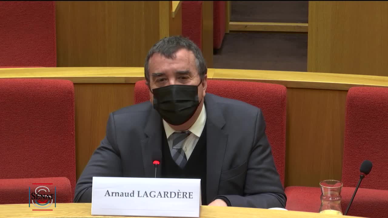 Audition de M. Arnaud Lagardère, président-directeur général du groupe Lagardère