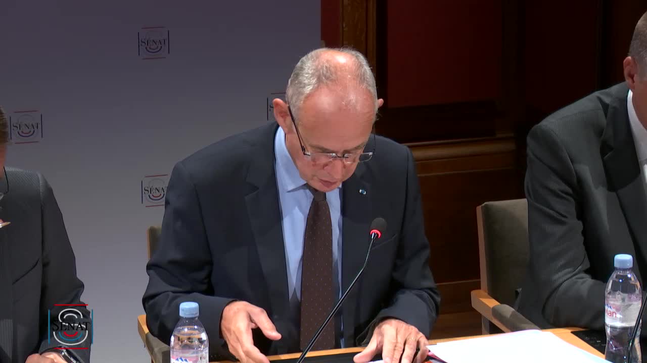 PLF 2023 - Audition de MM. Stéphane Bouillon (SGDSN) de Guillaume Poupard (ANSSI) et de de M. Emmanuel Moulin, DG Trésor