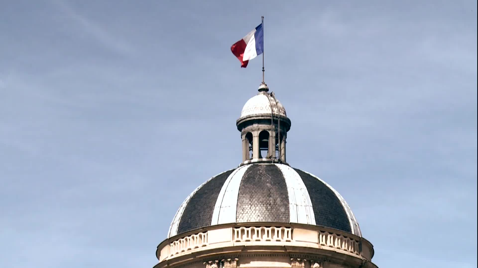 Quels sont le rôle et le fonctionnement du Sénat ?