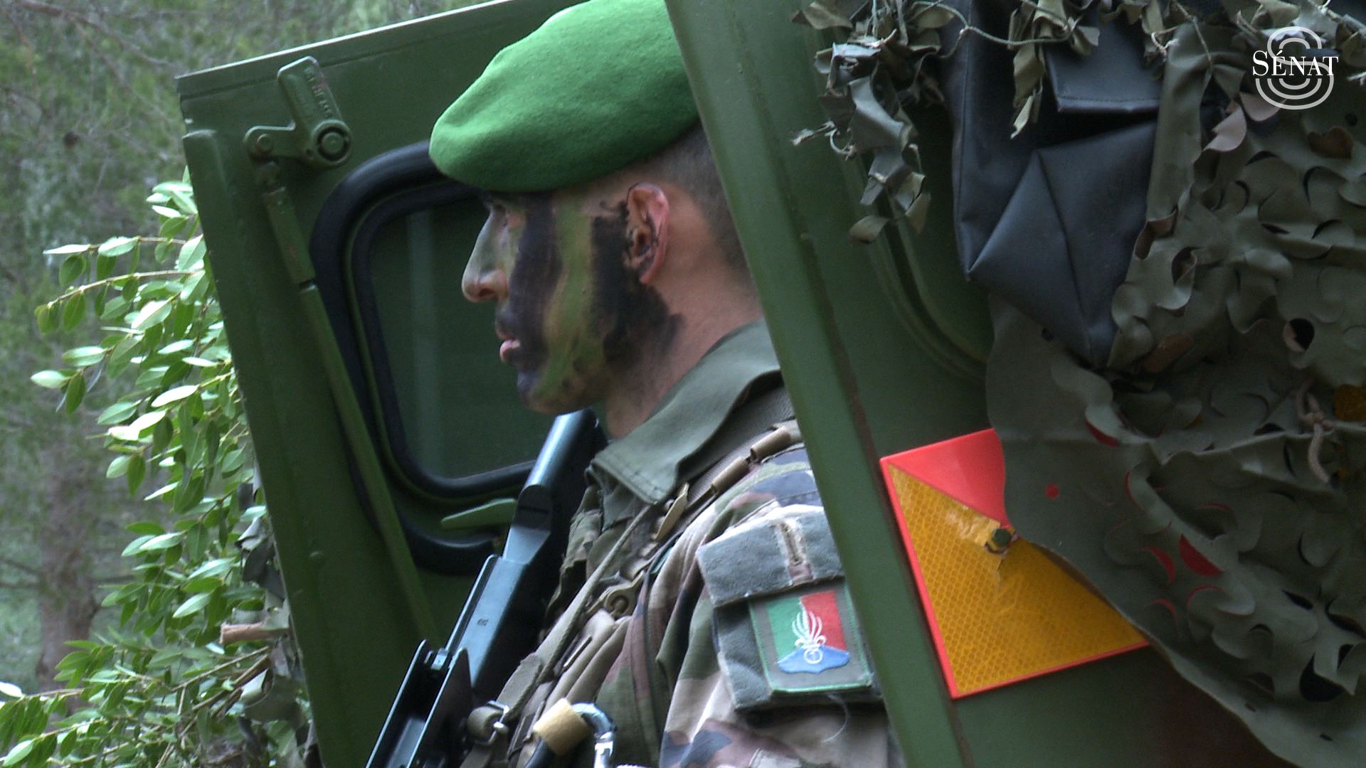 Armée : Déplacement de la commission des affaires étrangères sur le site de Carpiagne