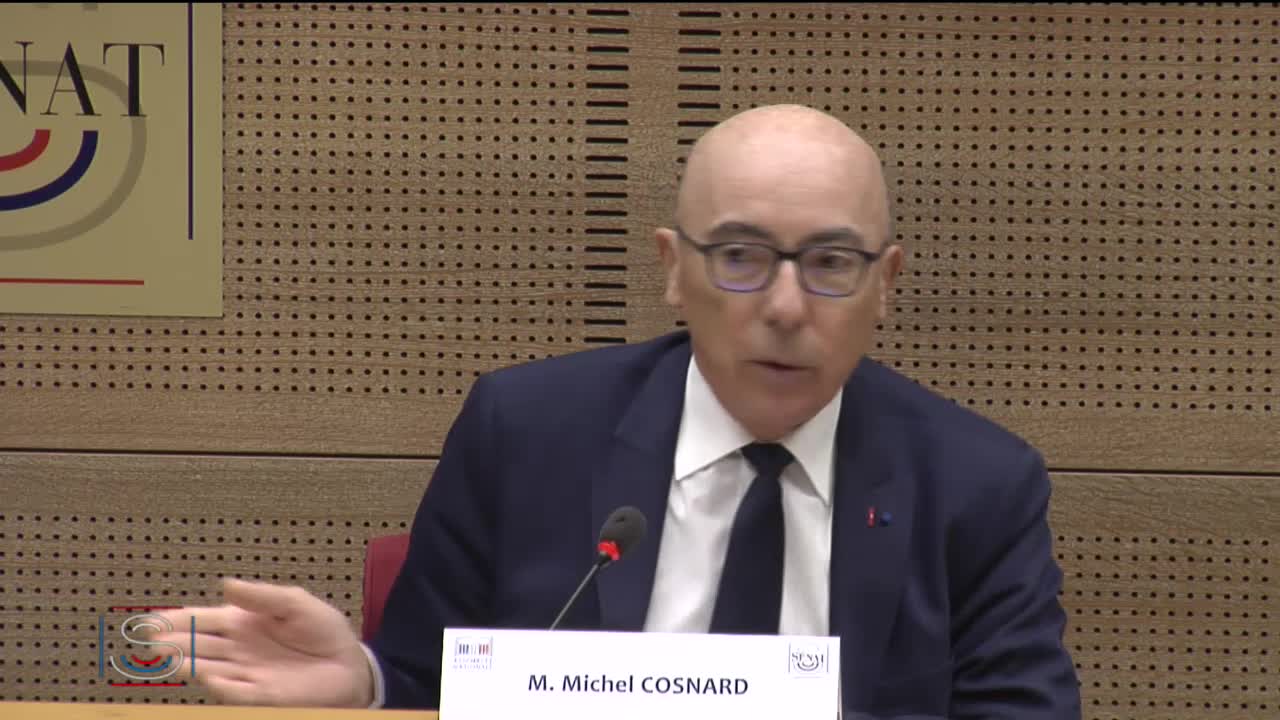 Présentation du rapport "La position scientifique de laFrance dans le monde, 2000-2015"
