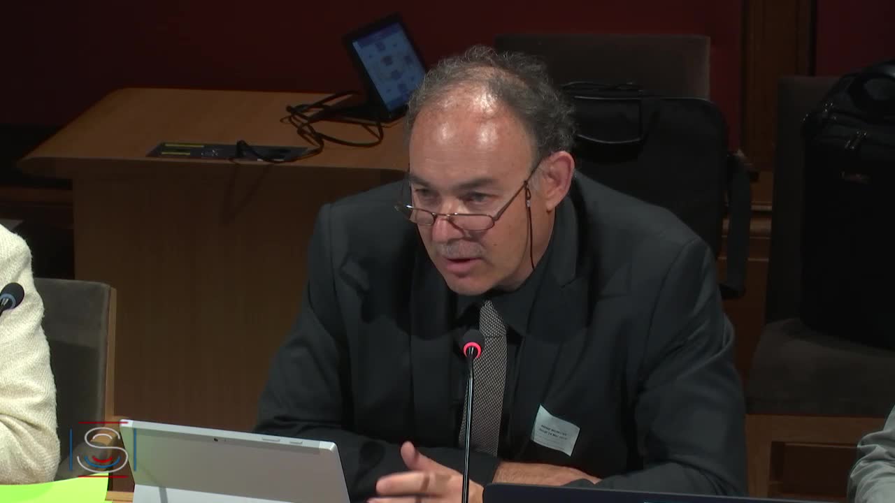 Audition de M. Claude CHAILAN et de Mme Alix COURIVAUD