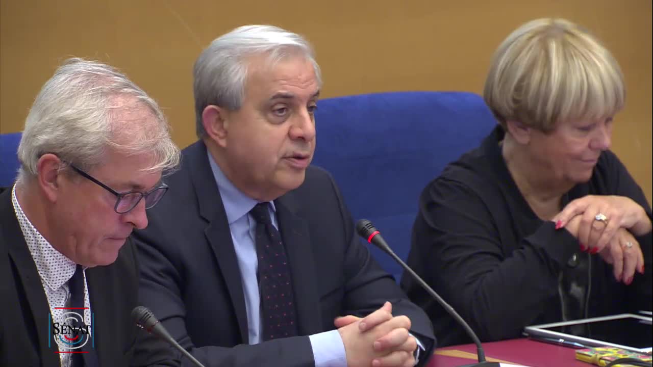 Débat de prospective sur le thème "Les mobilités urbaines à l'heure du vélo et des nouveaux engins de déplacement personnel".