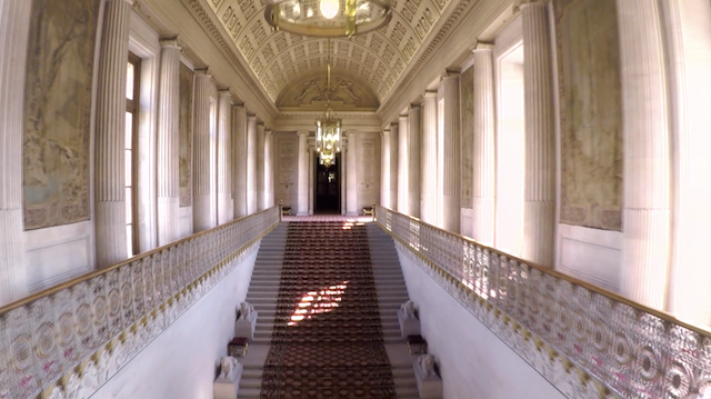 Connaître le Sénat : l'escalier d'honneur
