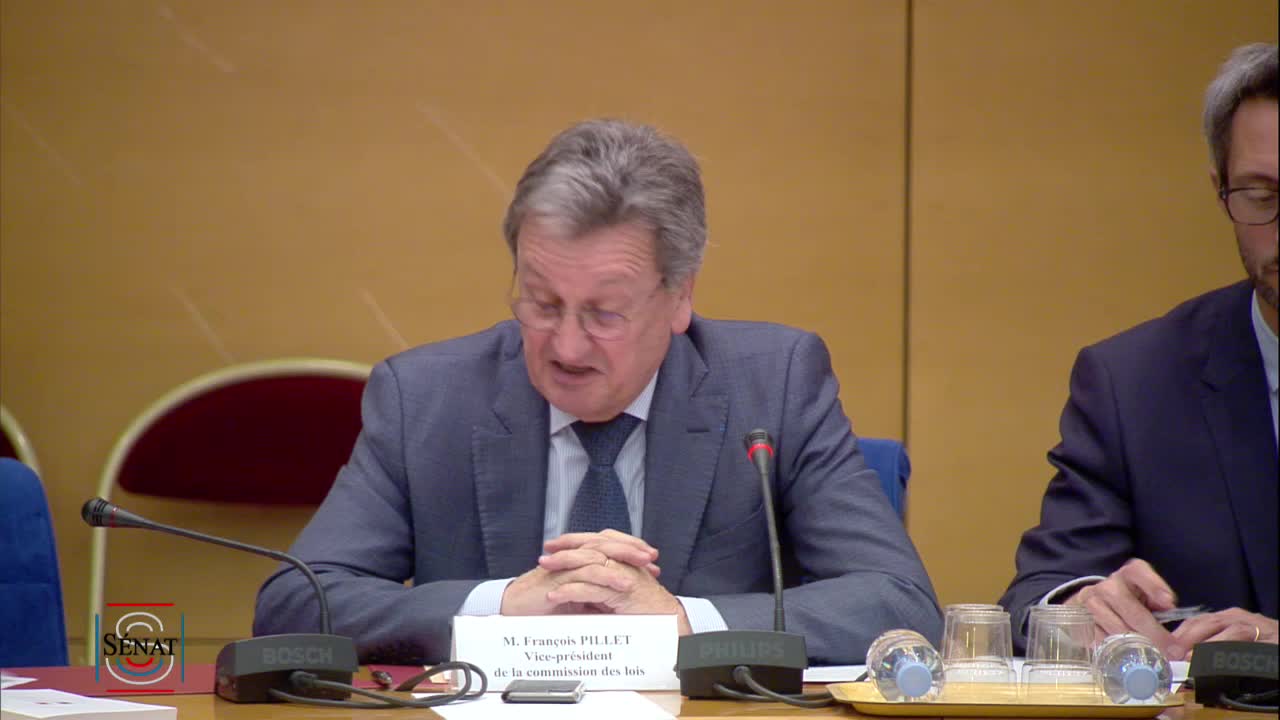 Article 13 de la Constitution - Audition de candidats proposés pour siéger, en tant que personnalités qualifiées, au Conseil supérieur de la magistrature