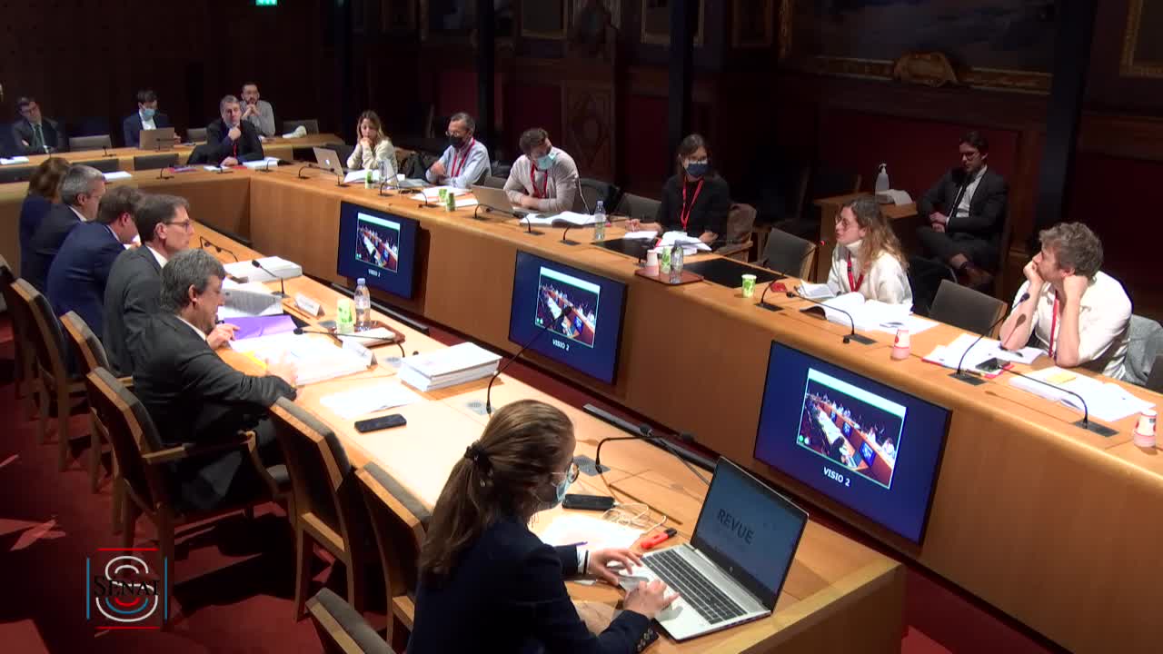 CE Concentration dans les médias : Conférence de presse